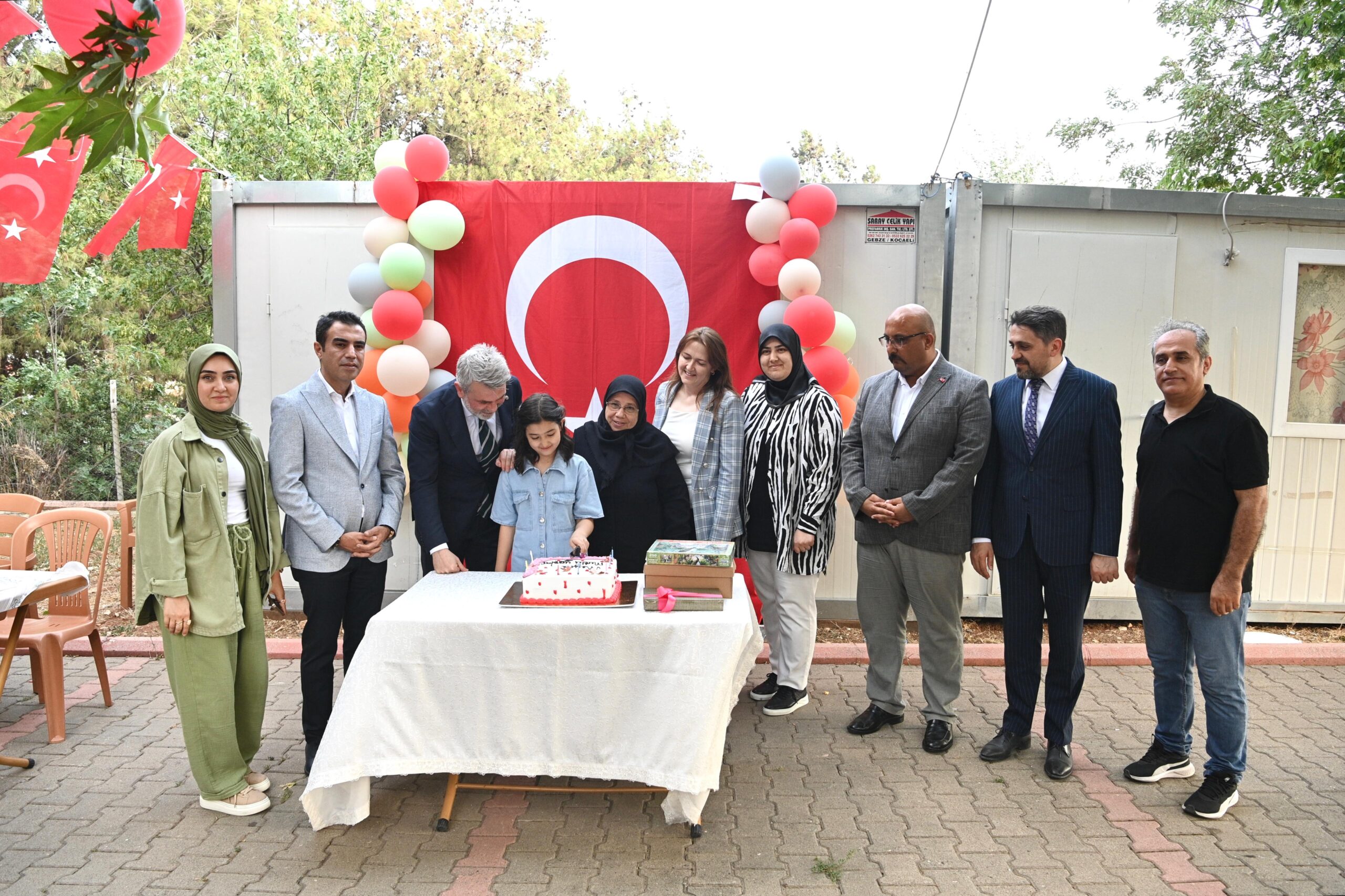 Başkan Görgel’den Şehit Kızına Doğum Günü Sürprizi