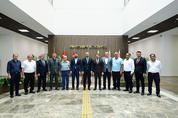MAHALLELERİMİZİN SORUNLARININ ÇÖZÜMÜNDE GÜÇLÜ BİR İRADE GÖSTERECEĞİZ