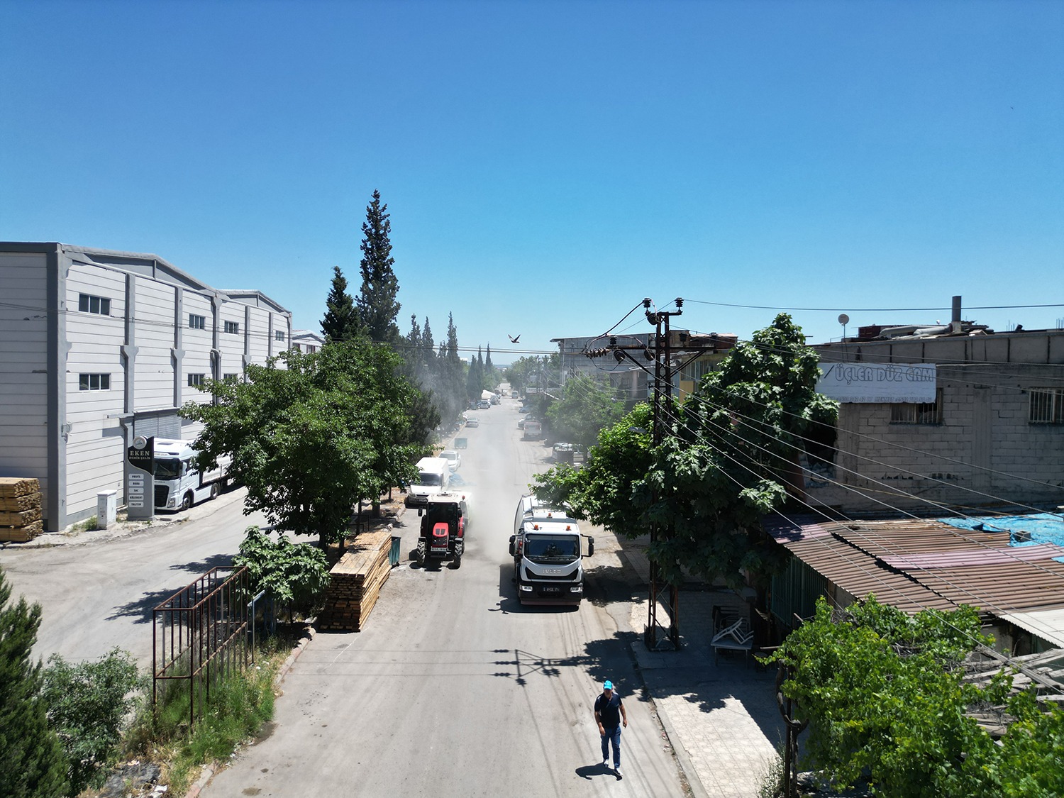 DULKADİROĞLU’NDAN YENİ SANAYİ SİTESİ’NDE DETAYLI TEMİZLİK