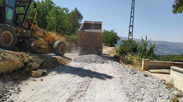 KABASAKAL VE BOYALI MAHALLELERİNDE YOL ÇALIŞMALARI DEVAM EDİYOR
