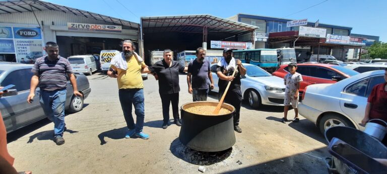 Sanayi de Aşure Bereketi
