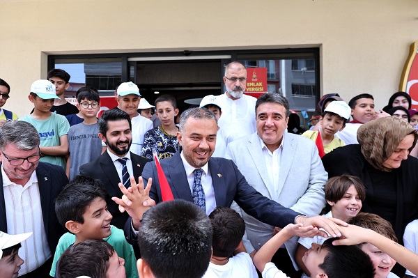 Onikişubat Belediyesi’nin TÜGVA işbirliğindeki Yaz Okulu başladı