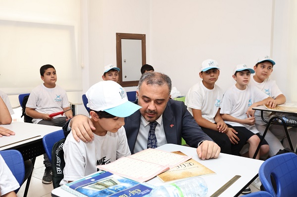 Onikişubat Belediyesi’nden bin 500 öğrenciyle verimli tatil
