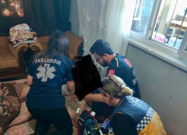 Evinde ölü bulundu