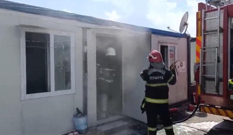 Kahramanmaraş’ta konteynır yangını