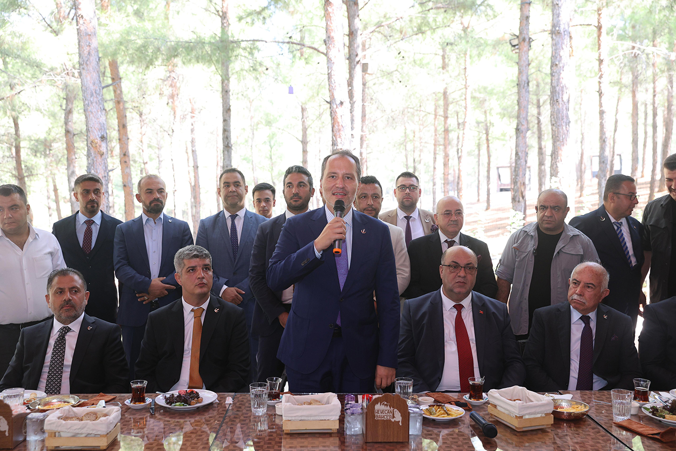 YENİDEN REFAH PARTİSİ GENEL BAŞKANI DR. FATİH ERBAKAN, DULKADİROĞLU BELEDİYESİ’Nİ ZİYARET ETTİ