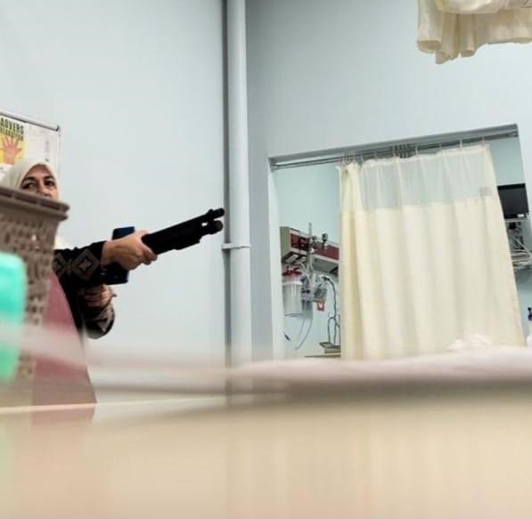 Pombalı Tüfenkle hastaneyi bastı, Doktor ve hemşireleri rehine aldı