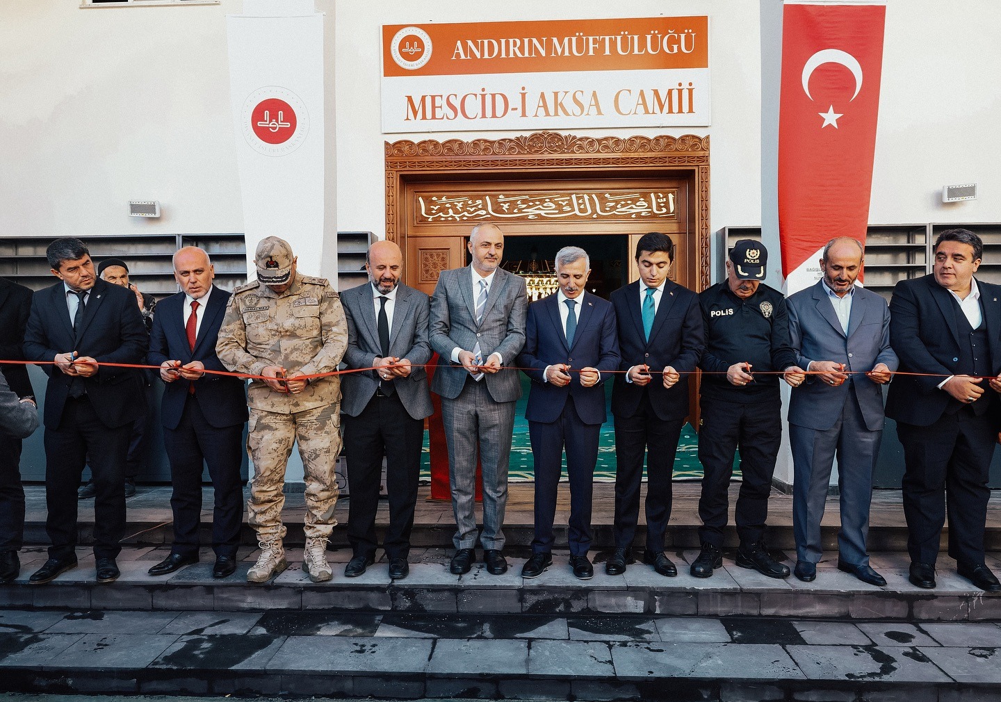Andırın’ın En büyük Camisi ibadete açıldı