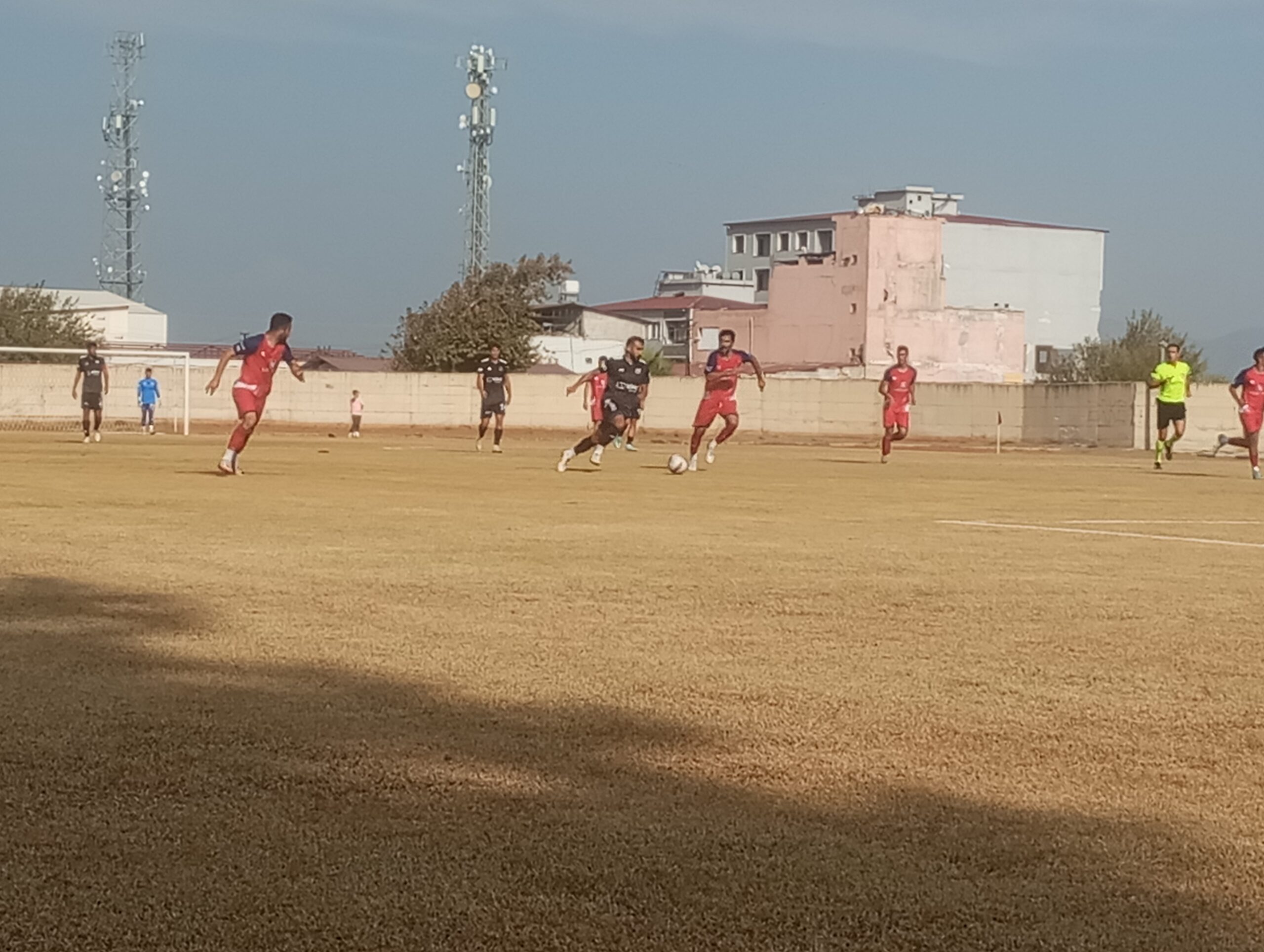 Durgun ve Vasat futbol da sonuç 0-0