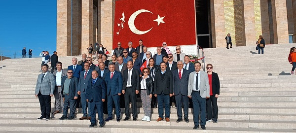 Dulkadiroğulları Anıtkabirde!