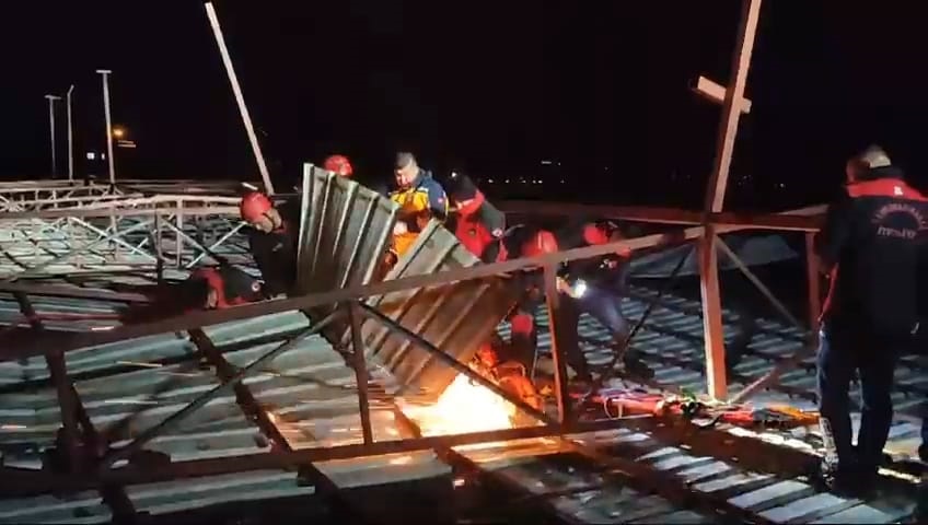 Kahramanmaraş’ta çatı çöktü: 1 ölü 1 yaralı