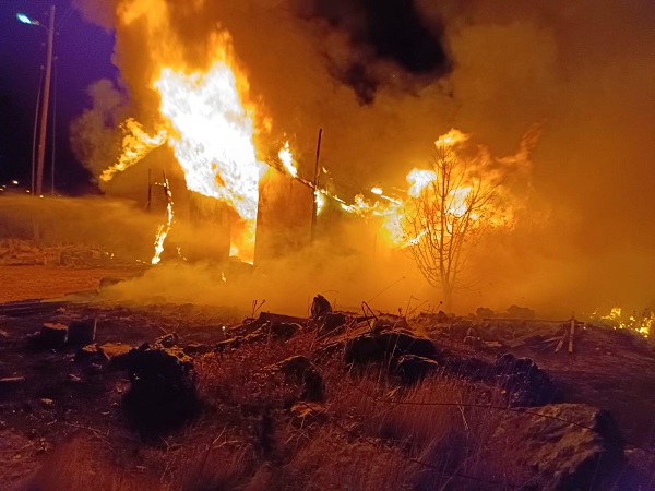 Elbistan’da depo yangını binlerce liralık zarara neler oldu