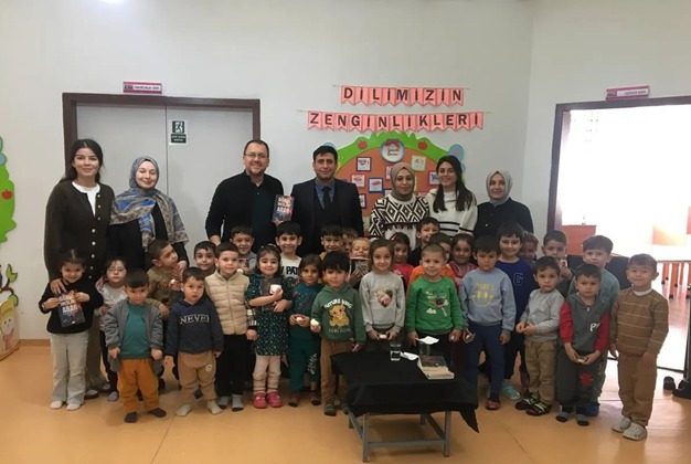 DİLİMİZİN ZENGİNLİKLERİ PROJESİ: YAZAR-OKUR BULUŞMASI