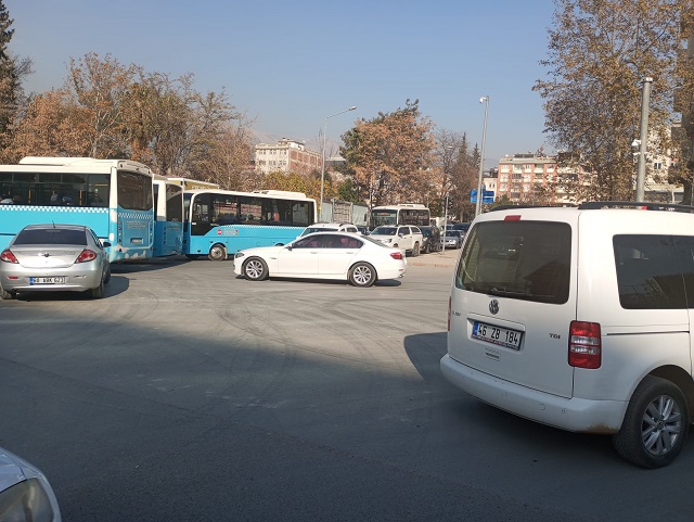 Kahramanmaraş’ın Nur Topu Gibi Bir Sorunu Daha Ortaya Çıktı… “Trafik Çilesi!”
