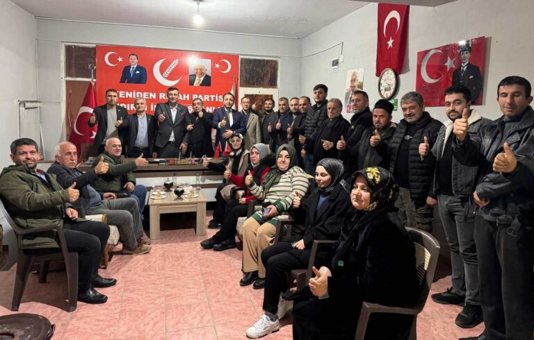 Yeniden Refah Partisinde Kongre Heyecanı sürüyor