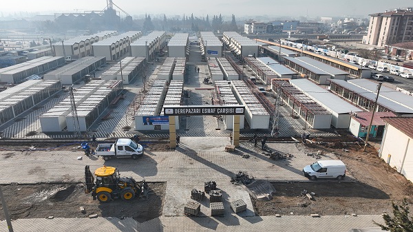 Derepazarı Esnaf Çarşısı’nda Üstyapı İmalatları Tamamlanıyor