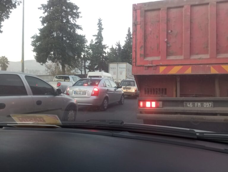 Kahramanmaraş’ta yollarda iftar yoğunluğu