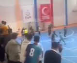 Futsal Maçında Kahramanmaraş Ekibine Saldırı!