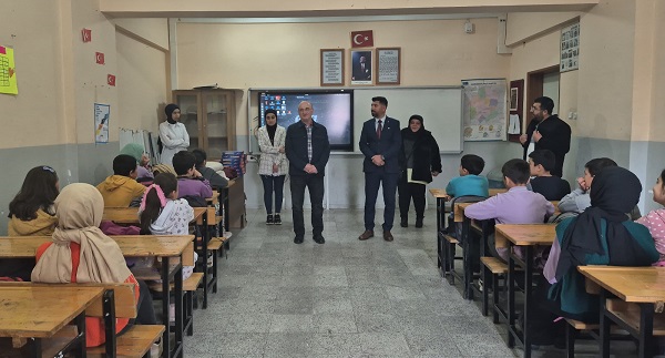 Ata Sporları Öğrenci Topluluğu Dervişli Ortaokulunda Mangala kursu verdi