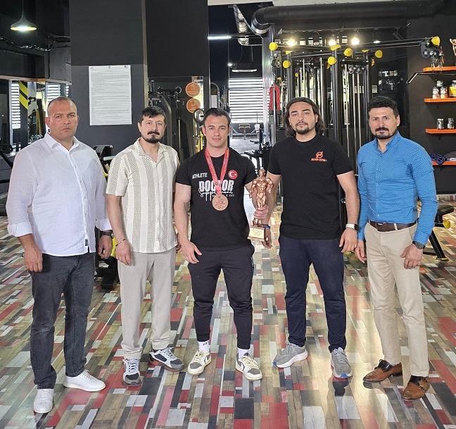 Şampiyonlar ve Spor Temsilcileri Kahramanmaraş NOVAGYM’de Buluştu
