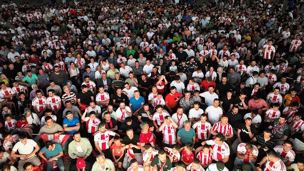 Büyükşehir, İstiklalspor’un Şampiyonluk Yolculuğunu Dev Ekranda Sporseverlerle buluşturdu
