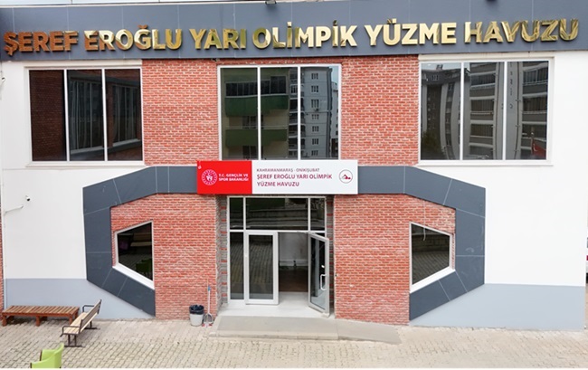 Şeref Eroğlu Yüzme Havuzu Yeniden Hizmete Açıldı
