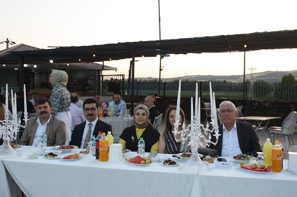 KAYMAKAM KAYA’YA VEDA YEMEĞİ DÜZENLENDİ