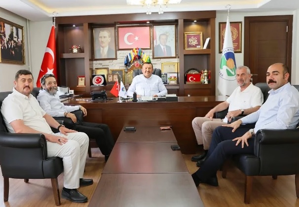 Anahtar Parti Kahramanmaraş İl Teşkilatından Çağlayancerit Belediyesi’ne Ziyaret