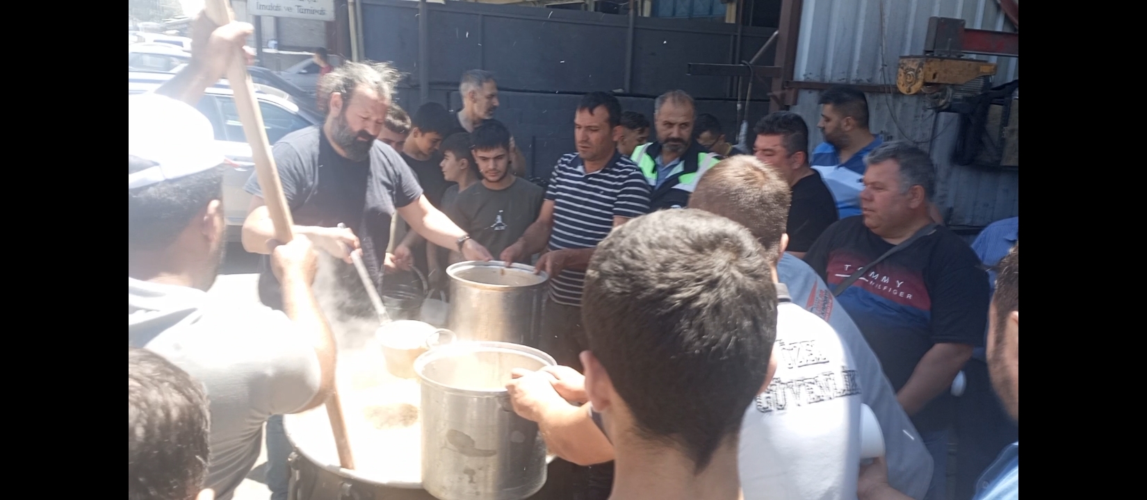 Sanayi de Aşure Bereketi