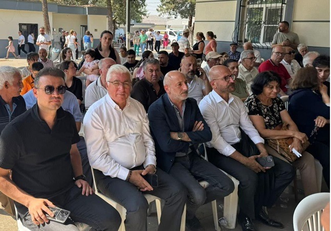Elif Ana Türbesi’nde 6 Bin Kişilik Aşure Etkinliği Düzenlendi