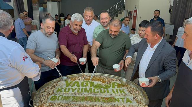 Cengiz Gündeş’ten Aşure İkramı: Birlik ve Bereket Sofrası Kuruldu