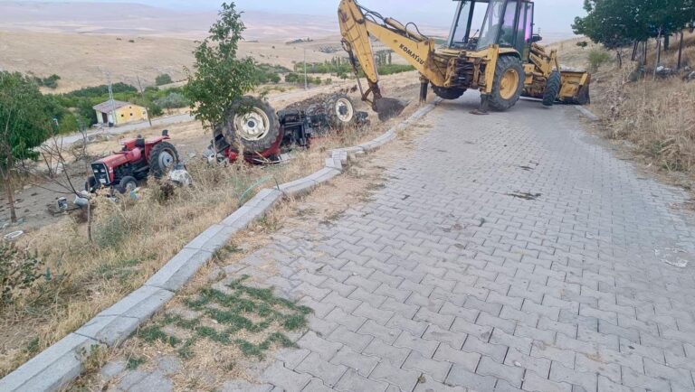 Kahramanmaraş’ta kendi kullandığı traktörün altında kalan çocuk öldü