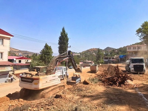 Türkoğlu’nda Her Mahalleye Hizmet Atağı