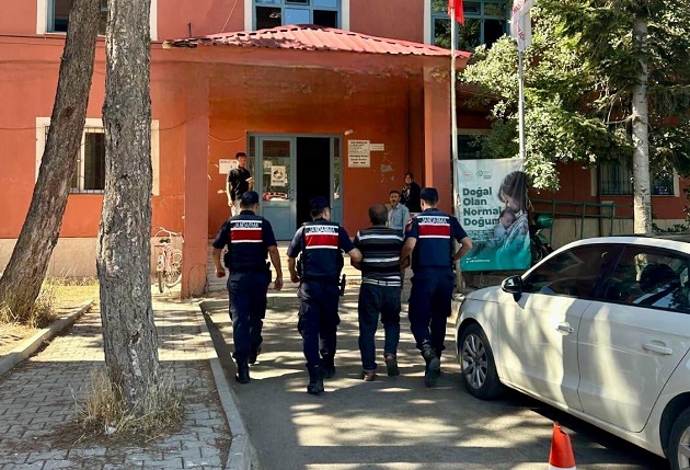 Kahramanmaraş’ta orman yangını faili  yakalandı