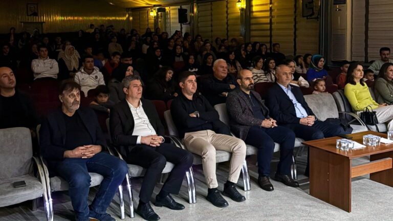 Büyükşehir’den Andırın ve Pazarcık’ta Çocuklar İçin Özel Gösteri