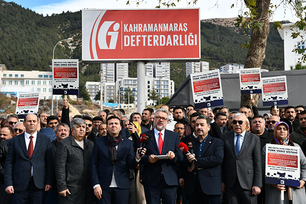 Muhasebeciler Defterdarlık önünde ses yükseltti!