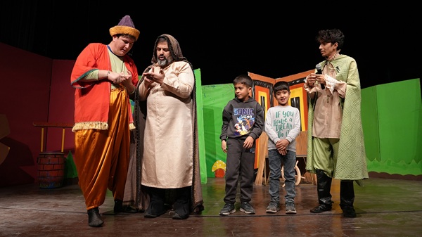 Büyükşehir, Miniklere Hafta Sonu Tiyatro Şöleni Yaşattı