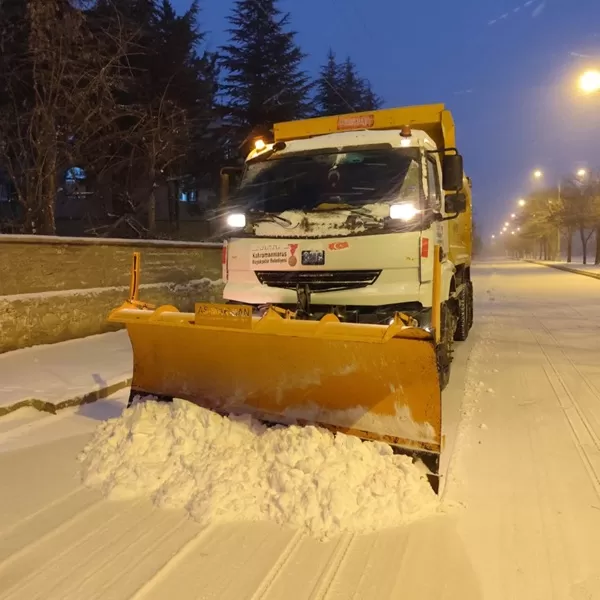 Yoğun Kar Yağışına Büyükşehir’den Anında Müdahale