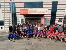 Kahramanmaraş’ta Okullar Arası Kros Heyecanı: Şampiyonlar Belli Oldu