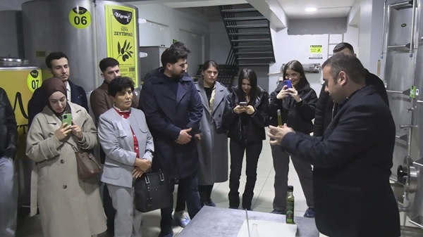 KSÜ’lü Öğrencilerden Zeytinyağı Üretim Tesisine Teknik İnceleme Gezisi