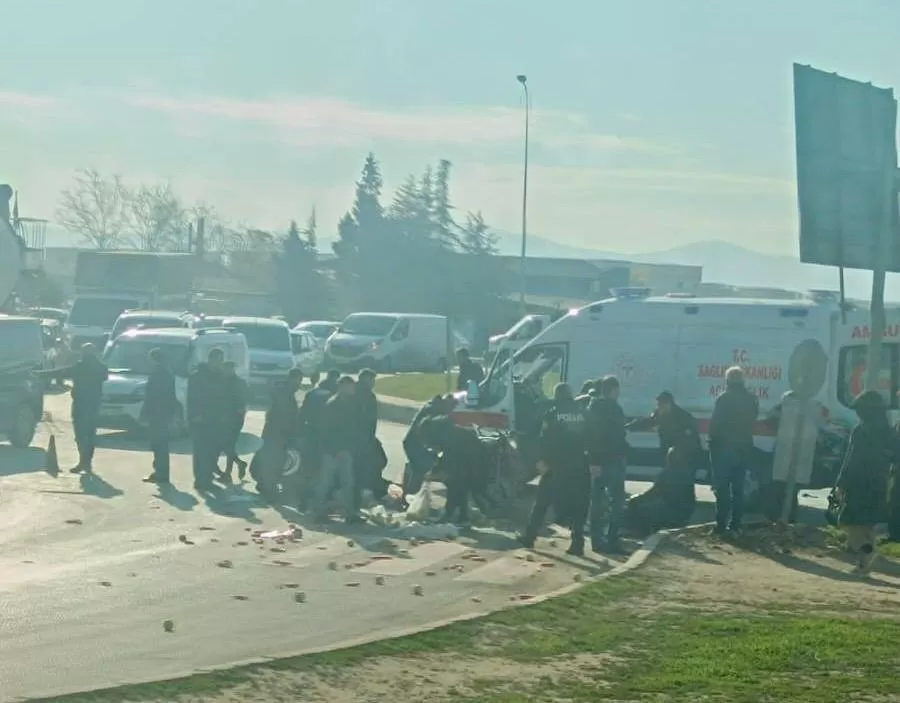 Kahramanmaraş’ta sepetli motosiklet ile ticari taksi çarpıştı: 2 yaralı