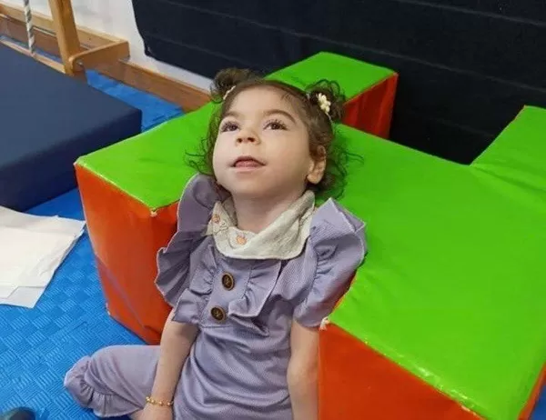 Ağlayan Bebeği Susturmak İçin Dövdü, Sakat Bıraktı: Şiddet Anı Kamerada