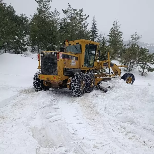 Kahramanmaraş’ta Kar Seferberliği: Büyükşehir Ekipleri 7/24 Sahada!