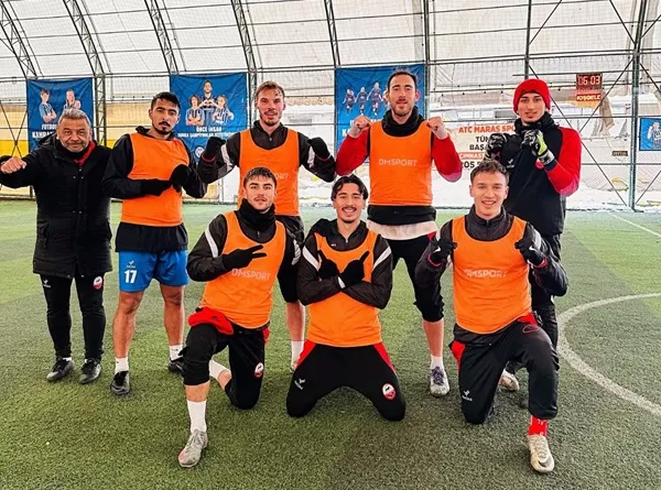 Kahramanmaraşspor’a Kar Engeli: Kritik Maç Öncesi Halı Sahada İlginç Hazırlık!