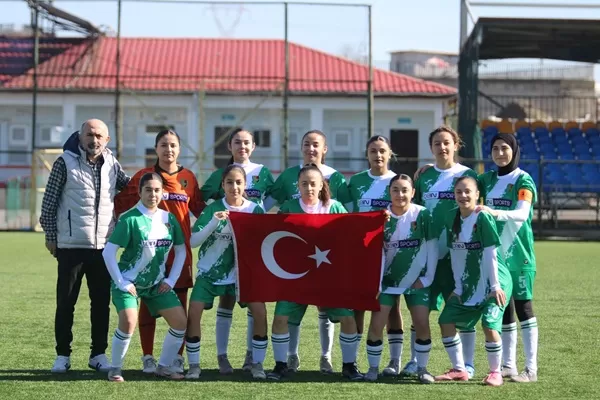 Anadoluspor Kızlar U17’de Engel Tanımıyor: Liderlik Koltuğu Sağlam