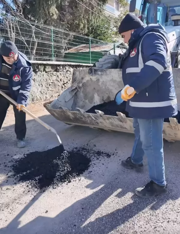 Andırın’da Bozuk Yol Kalmayacak! Belediye Ekipleri Sahada