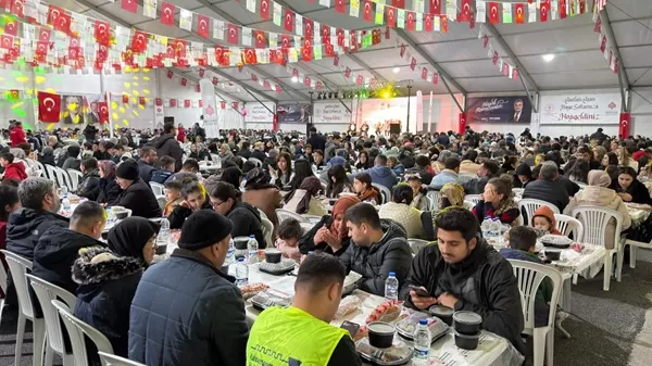 İftar, Meddah, Musiki ve Sohbetle Ramazan Sokağı’nda Unutulmaz Gece