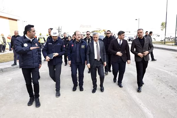 Vali Ünlüer’den Kahramanmaraş Raporu: “Temmuz’da Konteyner Devri Kapanıyor”