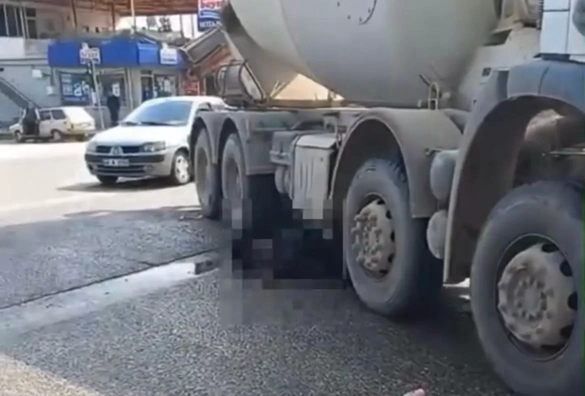 Kahramanmaraş’ta Feci Kaza: Beton Mikserinin Altında Kalan Motosikletli Hayatını Kaybetti