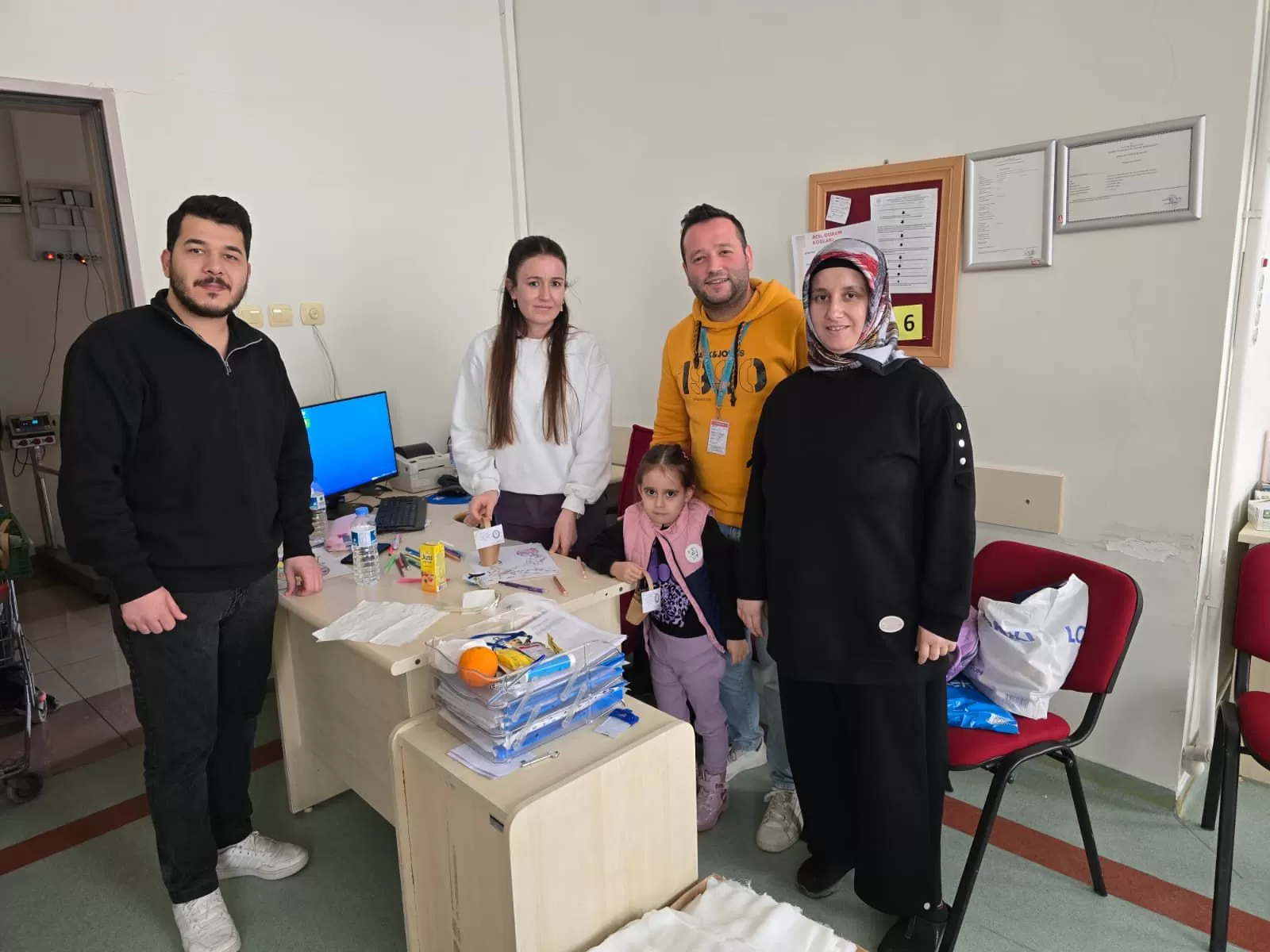 Çağlayancerit’te Kadın Sağlıkçılara Anlamlı Jest!